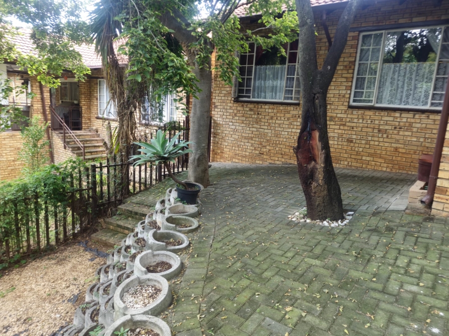 4 Bedroom Property for Sale in Safari Gardens North West